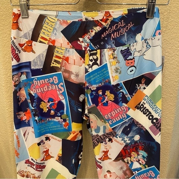 NWT~DISNEY Classic Sleeping Beauty, Snow White, Dumbo, Etc..Graphic Leggings-S - Picture 2 of 8